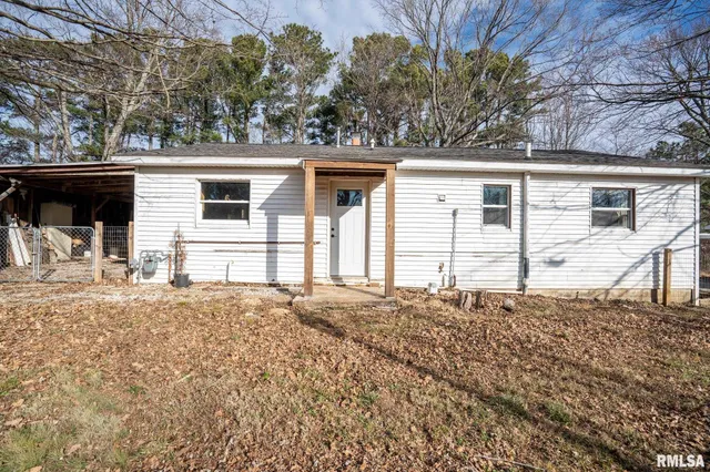 $119,900 | 118 Water Tower Drive, Makanda, IL 62958