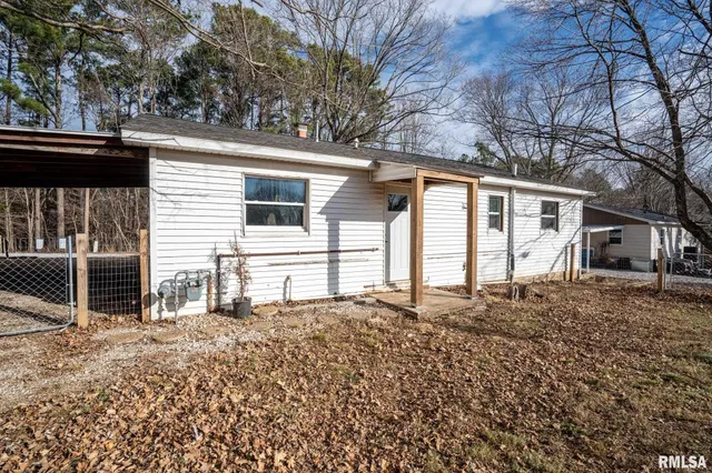 $119,900 | 118 Water Tower Drive, Makanda, IL 62958