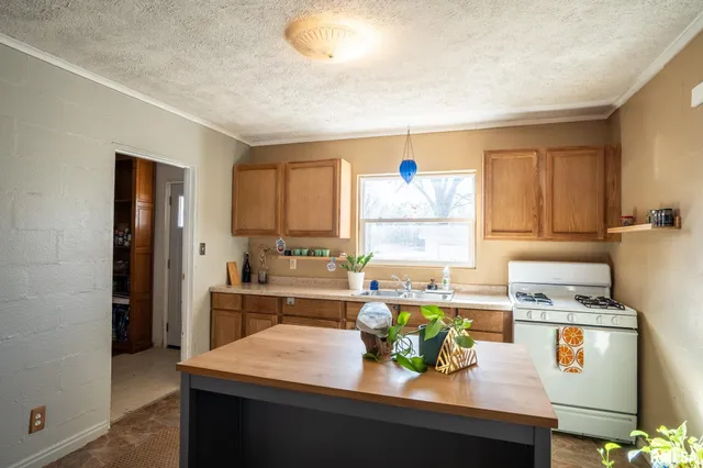 $119,900 | 118 Water Tower Drive, Makanda, IL 62958