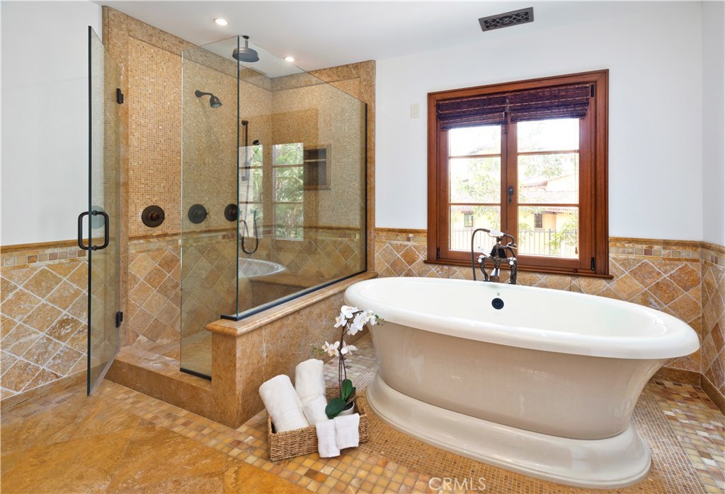 97 Canyon Creek Irvine, CA 92603 - Photo 22 of 28 a bathroom with a sink and a bathtub