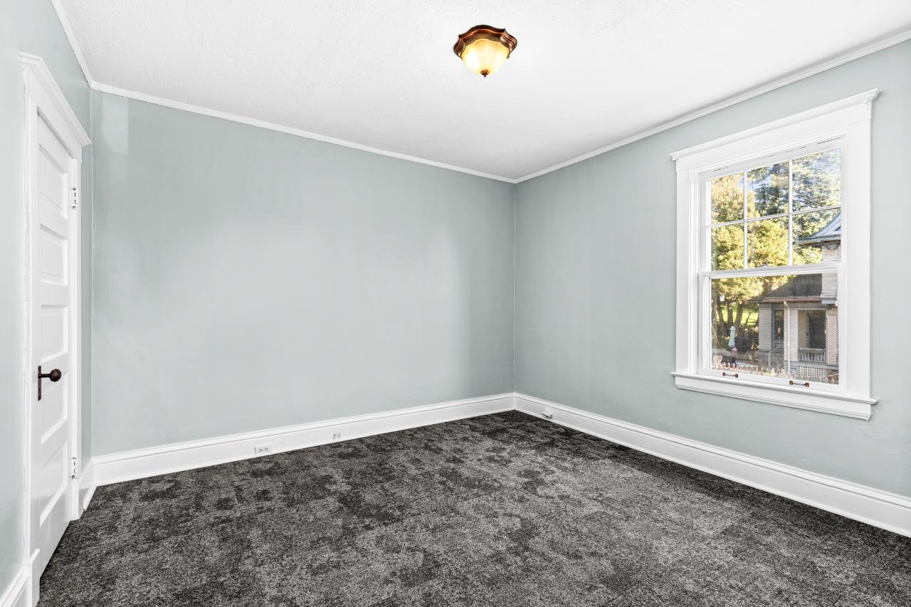 2109 Jefferson Street Duluth, MN 55812 - Photo 20 of 28