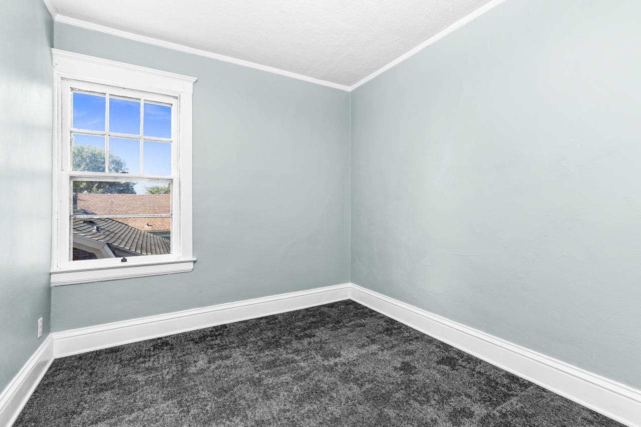 2109 Jefferson Street Duluth, MN 55812 - Photo 21 of 28