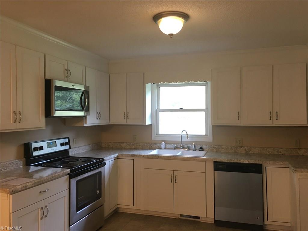 1101 Cornatzer Road Mocksville, NC 27028 - Photo 3 of 12 Gallery Image 3