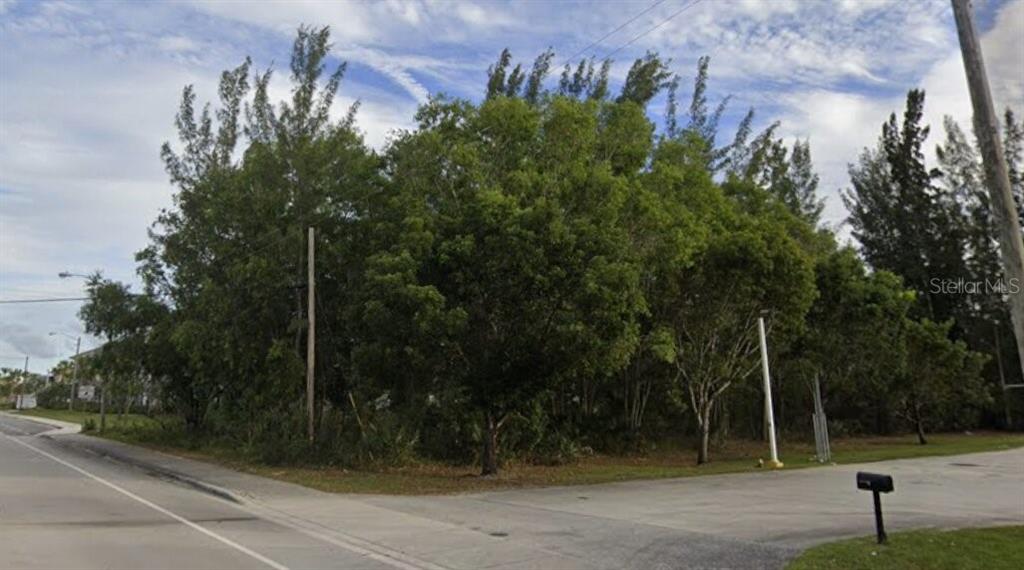 8826 Lantana Road Lake Worth, FL 33467 - Photo 3 of 5