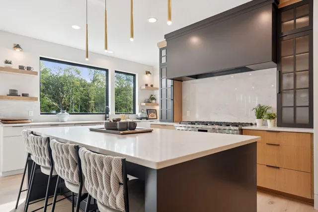 $1,648,090 | 9602 Crestwood Terrace, Eden Prairie, MN 55347