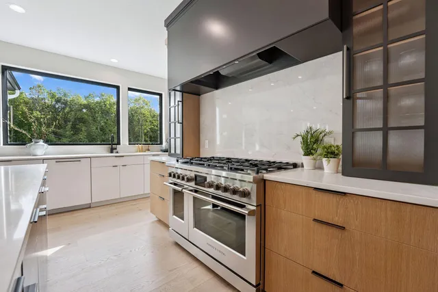 $1,648,090 | 9602 Crestwood Terrace, Eden Prairie, MN 55347