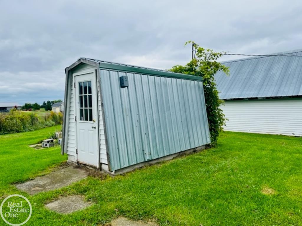 6782 Wildcat Road Jeddo, MI 48032 - Photo 53 of 83