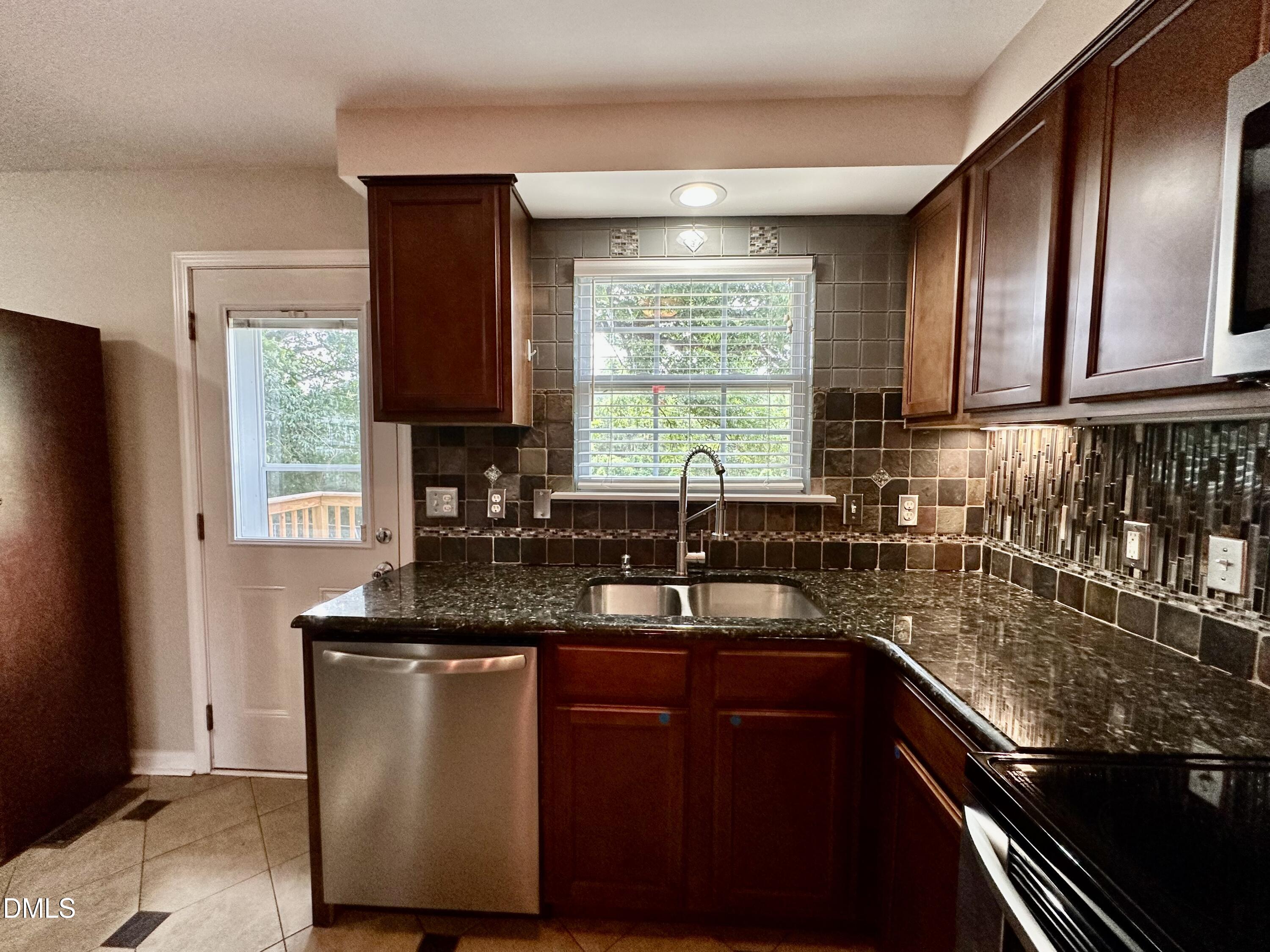 2725 Newbold Street Raleigh, NC 27603 - Photo 12 of 19