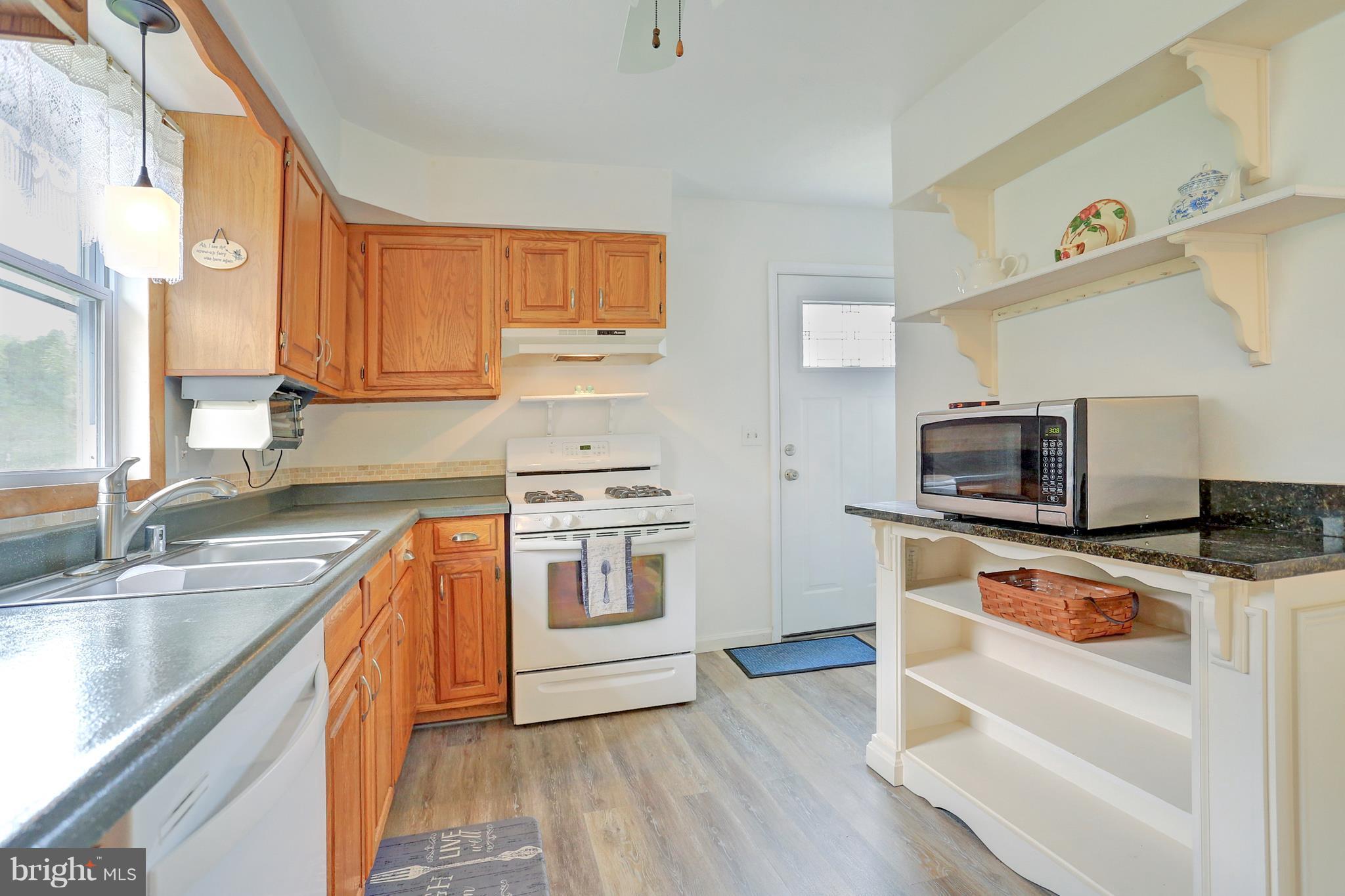 875 Dr Jack Road Conowingo, MD 21918 - Photo 8 of 30 Kitchen