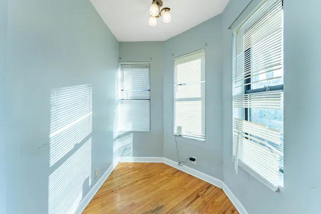 a view of empty room with window