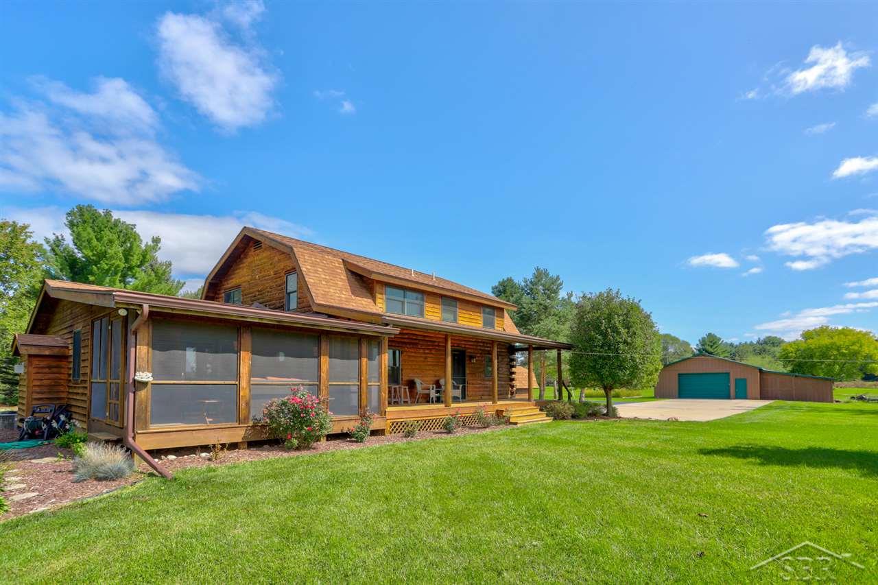 11625 Dice Road Freeland, MI 48623 - Photo 5 of 67