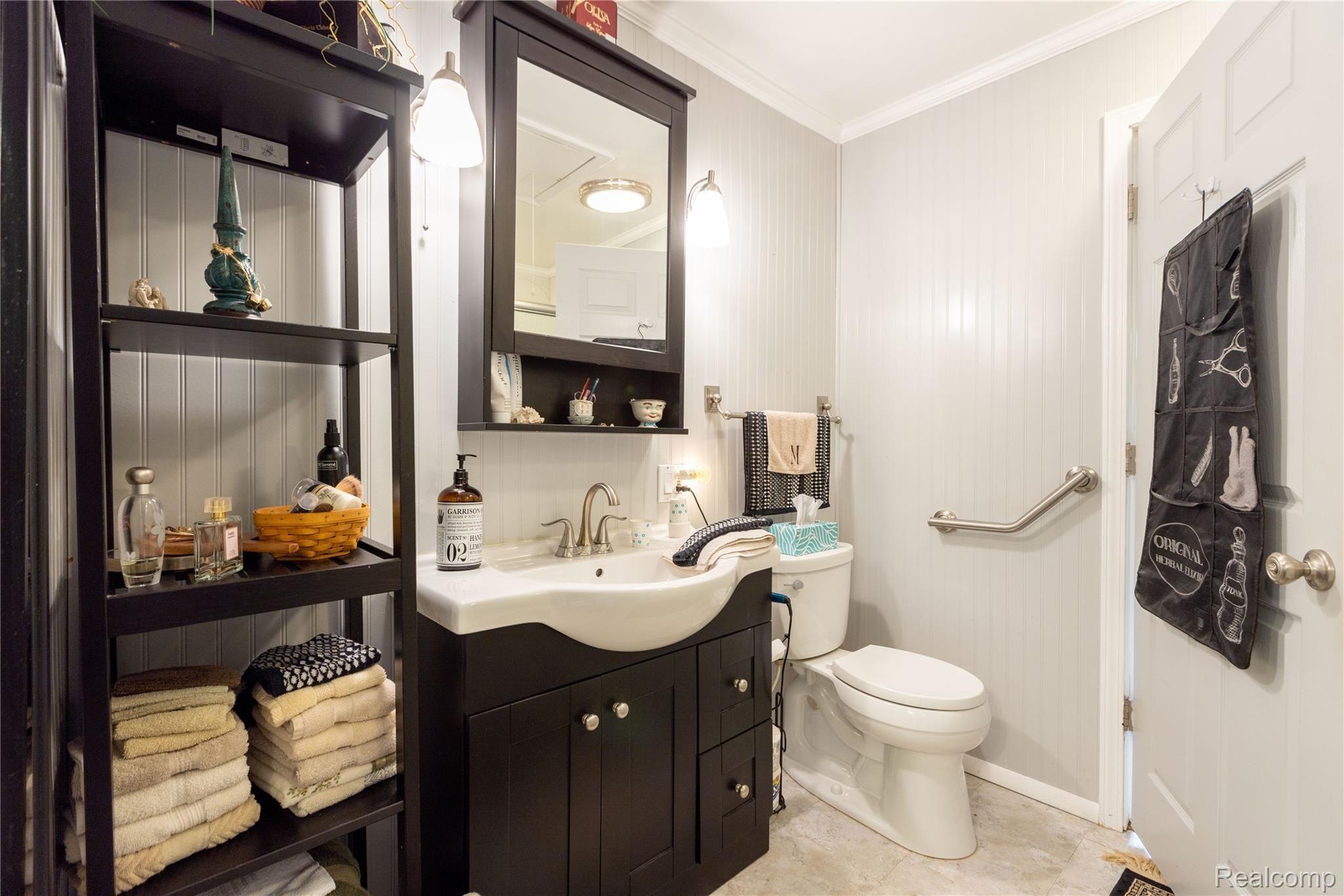 8416 Rucker Road Grosse Ile, MI 48138 - Photo 16 of 37 First floor bathroom.