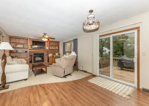 $334,900 | 861 Mulberry Drive, Geneseo, IL 61254