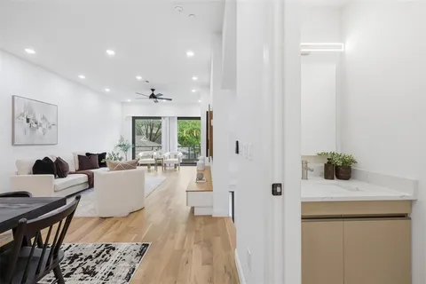 $549,000 | 1920 Caddo Street, Unit 204, Dallas, TX 75204