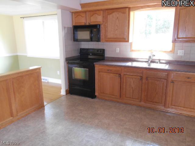 11909 Reno Drive Parma, OH 44130 - Photo 9 of 19