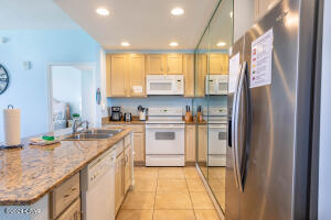 12011 Front Beach Road, Unit 1004 Panama City Beach, FL 32407 - Photo 9 of 30 Kitchen