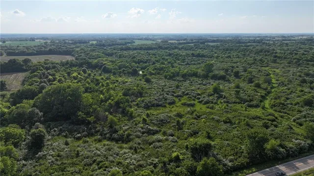 $2,000,000 | 19702 County Road C, Trimble, MO 64492