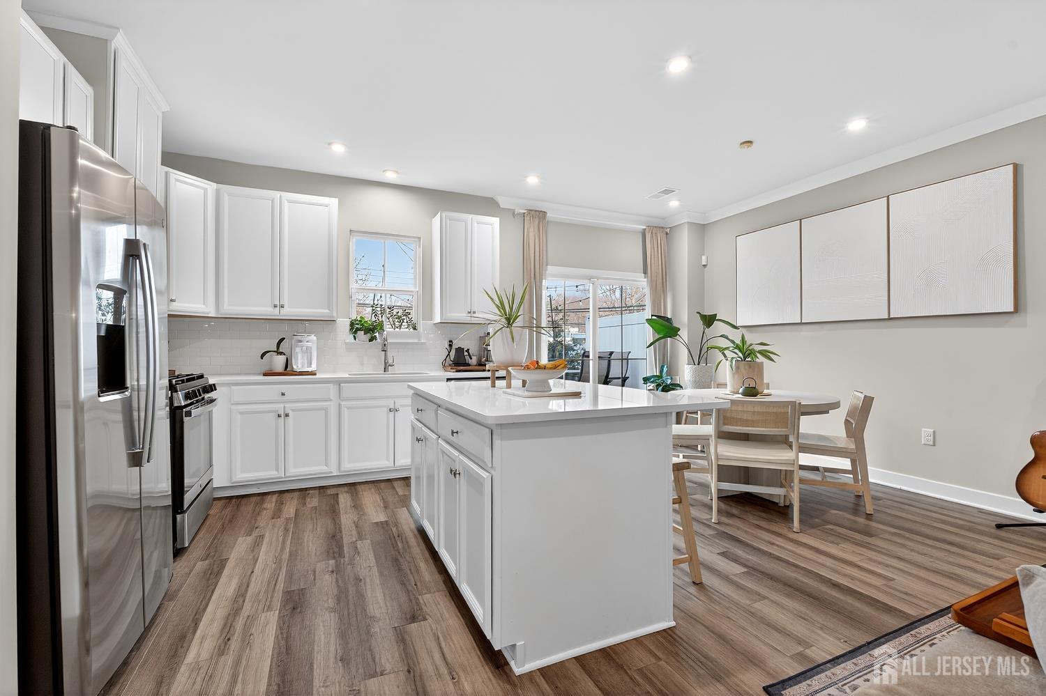 5 Athens Way Cliffwood, NJ 07721 - Photo 8 of 34