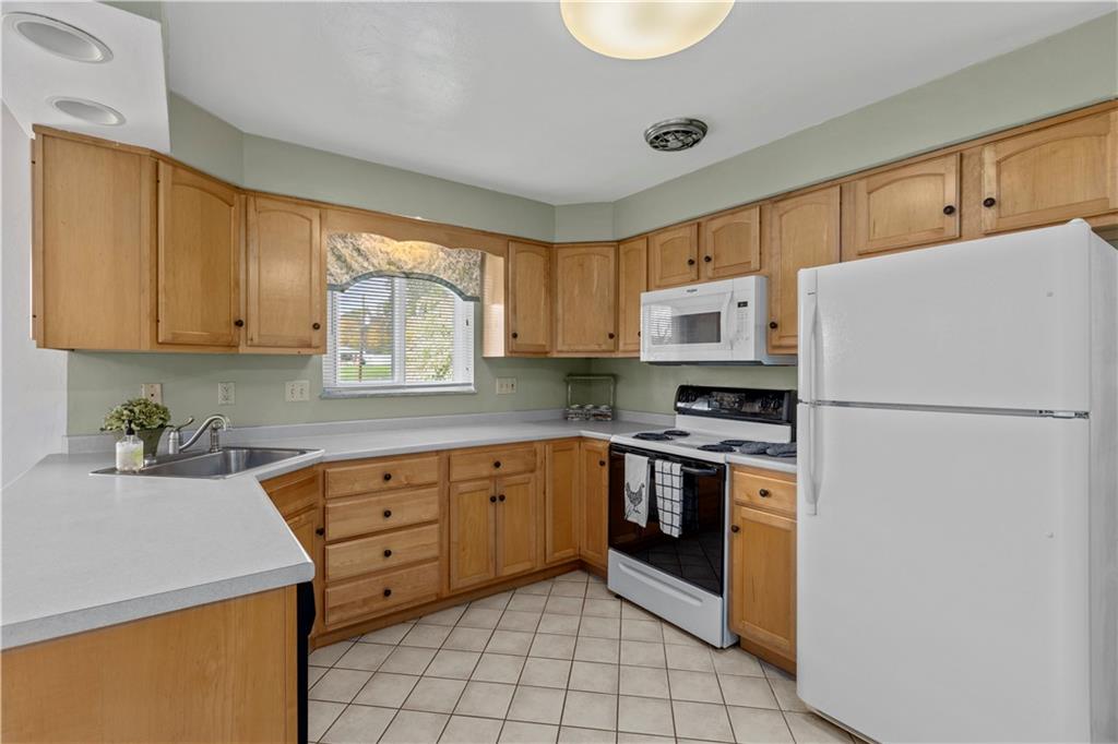 210 Murrysville Road Trafford, PA 15085 - Photo 13 of 25 Gallery Image 13