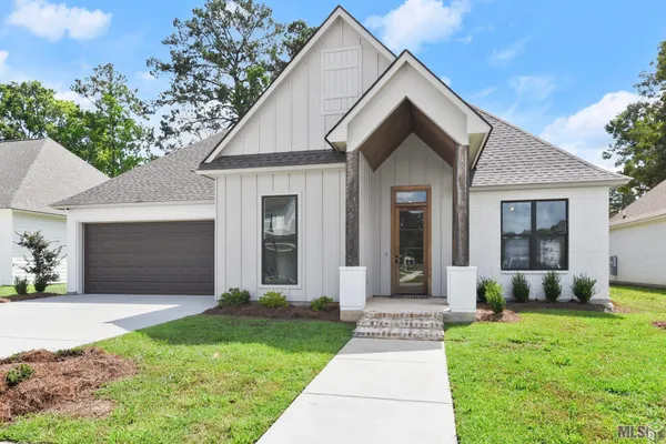 $464,900 | 1150 Ivy Street, Denham Springs, LA 70726