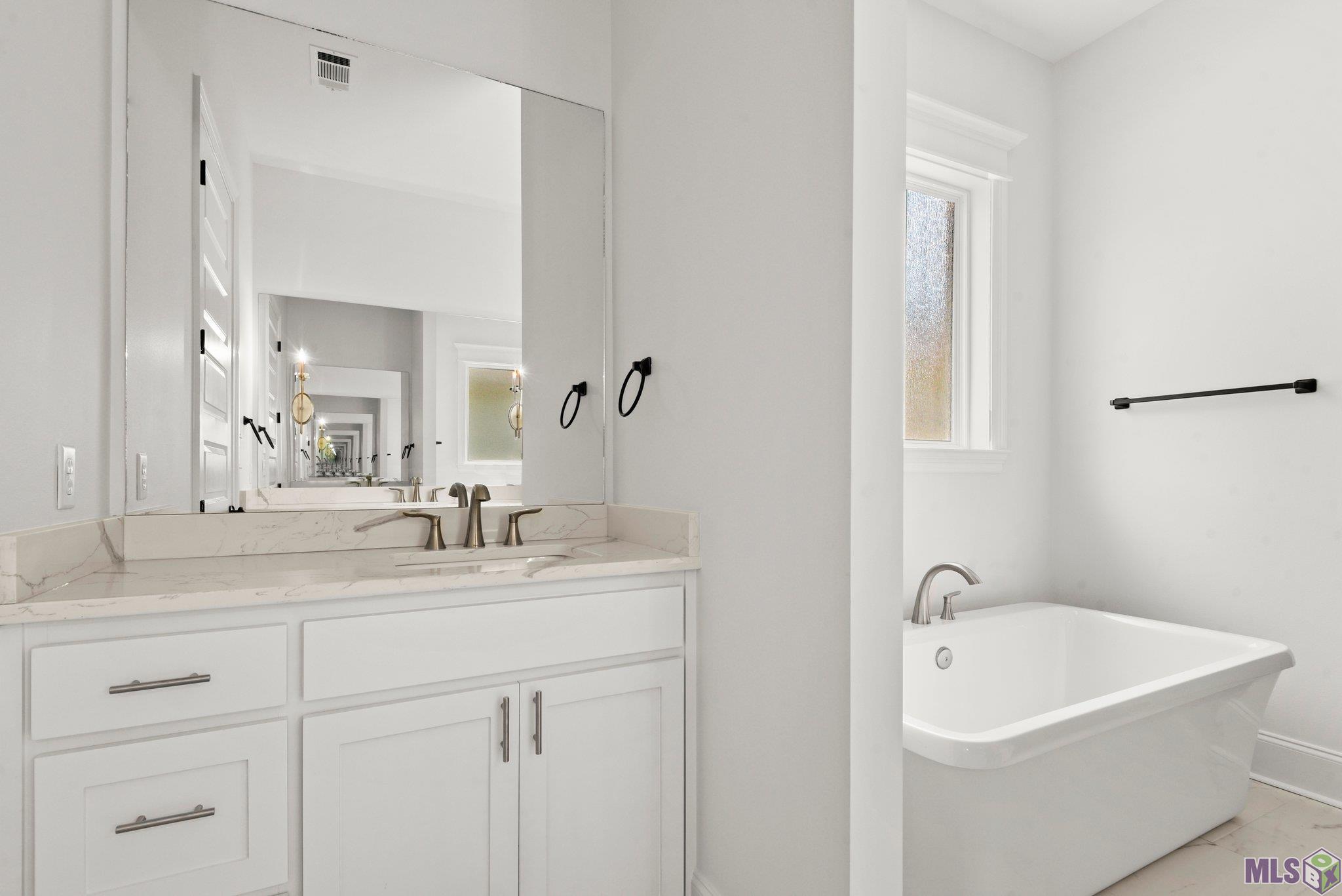 1150 Ivy Street Denham Springs, LA 70726 - Photo 12 of 25