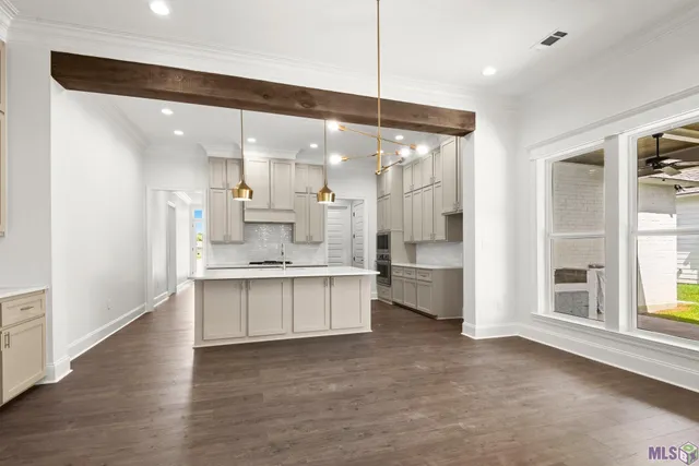 $464,900 | 1150 Ivy Street, Denham Springs, LA 70726