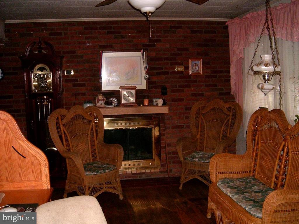 1905 Wabank Road Lancaster, PA 17603 - Photo 3 of 5 Gallery Image 3