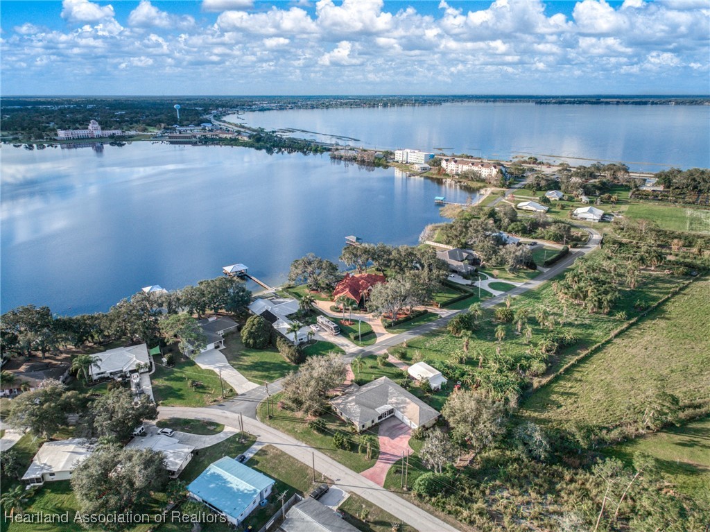 3534 Tubbs Road Sebring, FL 33870 - Photo 5 of 43 Gallery Image 5