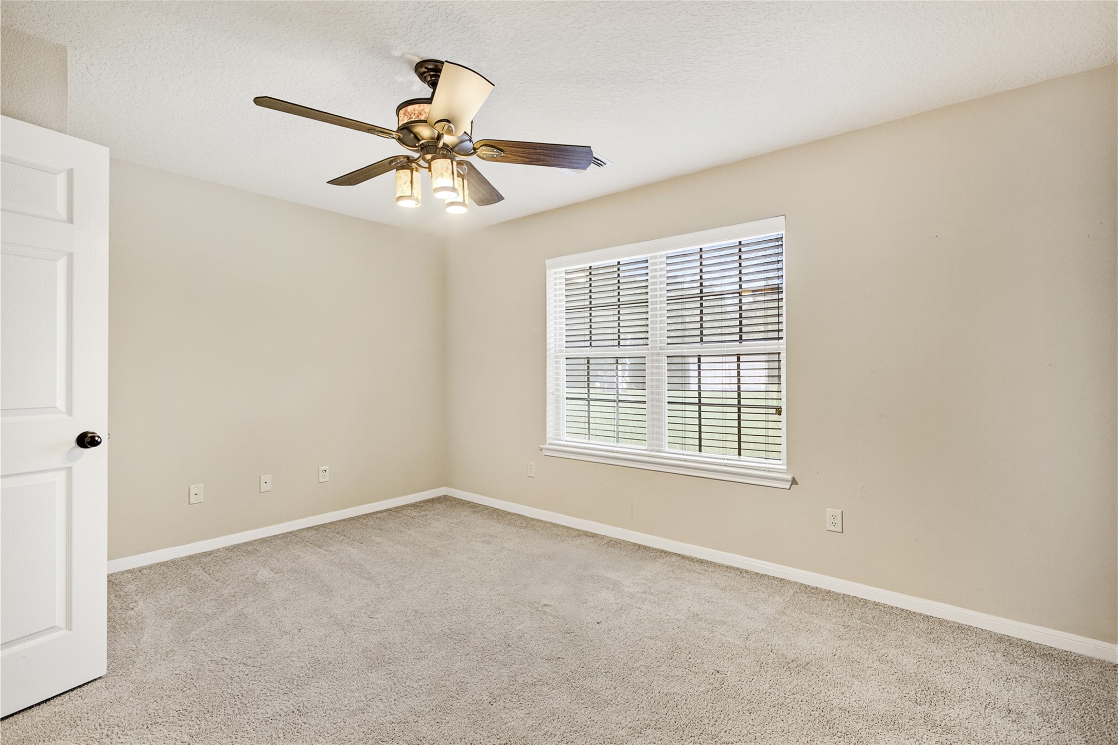 329 Gou Hole Road Cove, TX 77523 - Photo 4 of 33 Virtually staged office