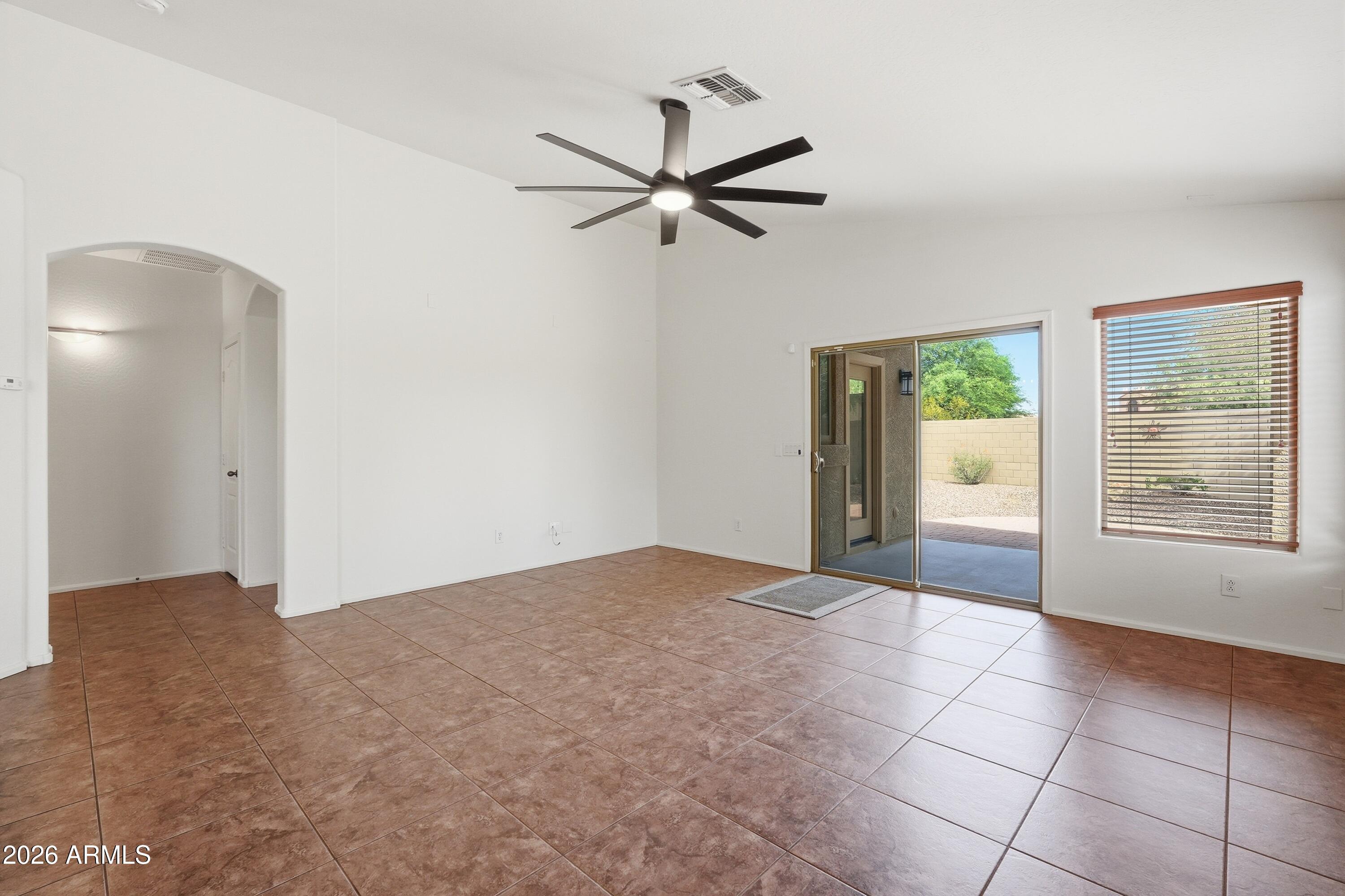 2956 East Shady Spring Trail Phoenix, AZ 85024 - Photo 33 of 37 Great Room
