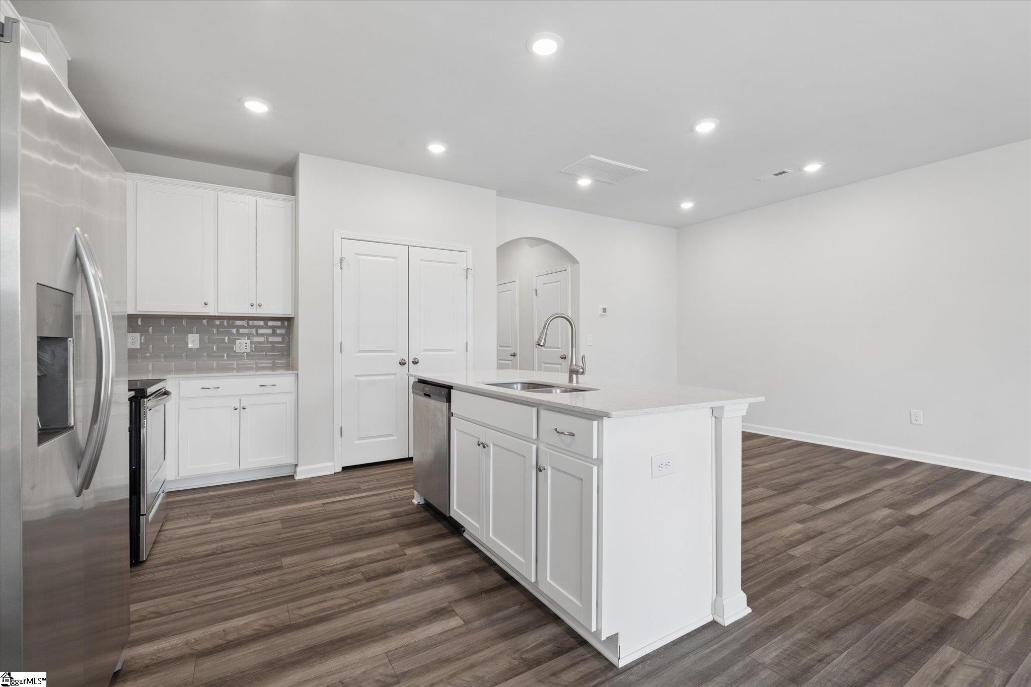 293 East Compass Way Easley, SC 29640 - Photo 5 of 26