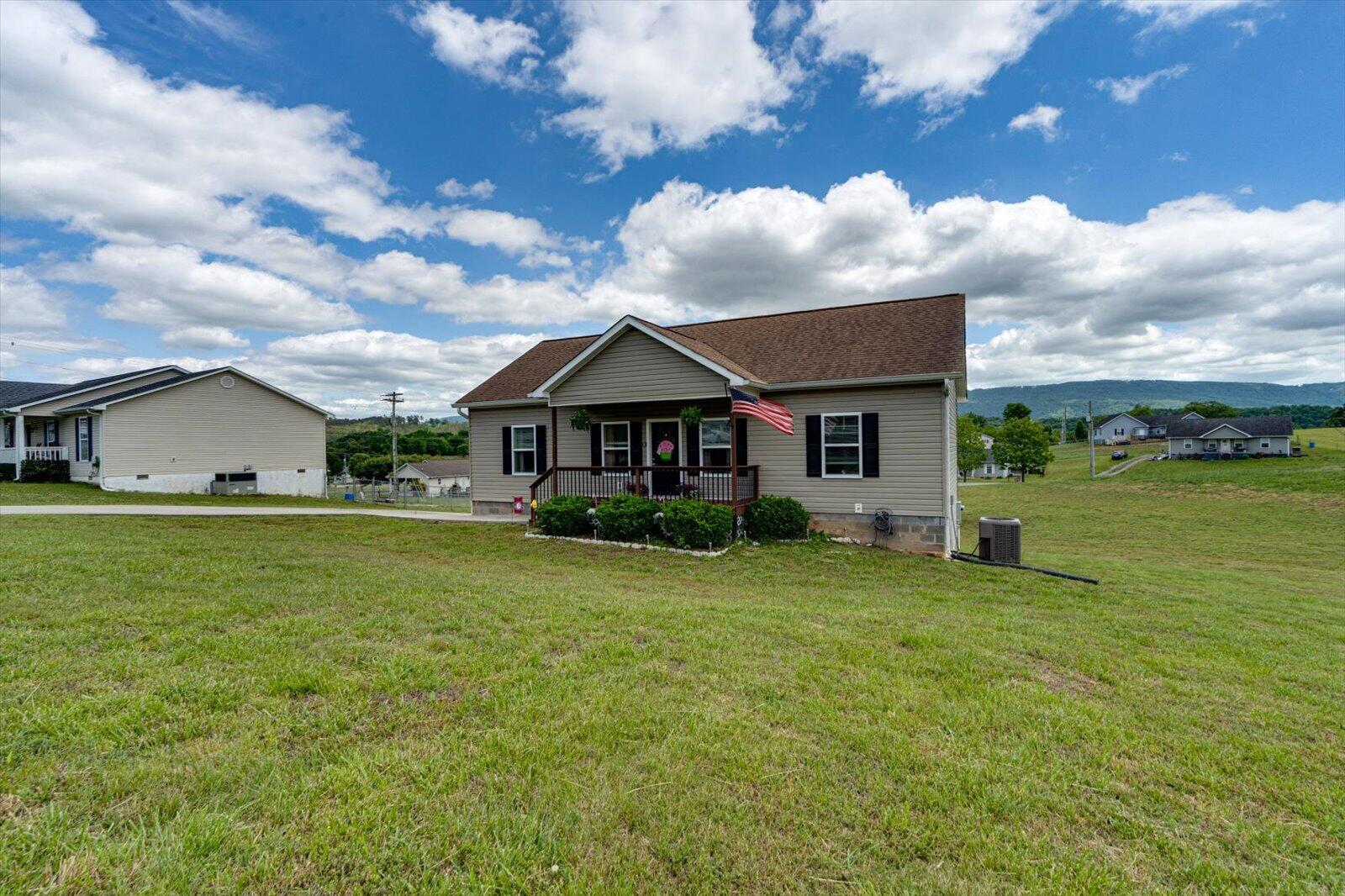 165 Rena Drive Whitwell, TN 37397 - Photo 3 of 35 03-165 Rena Dr-3