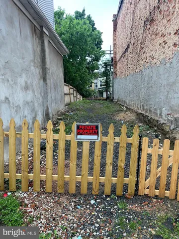 $10,000 | 308 Hollenbach Street, Reading, PA 19601