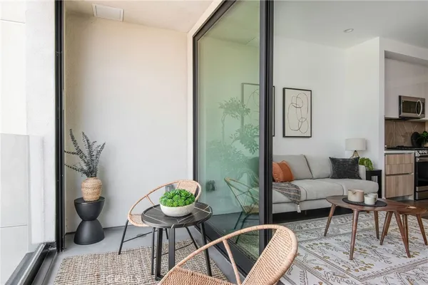 $595,000 | 118 Astronaut Ellison S Onizuka Street, Unit 308, Los Angeles, CA 90012