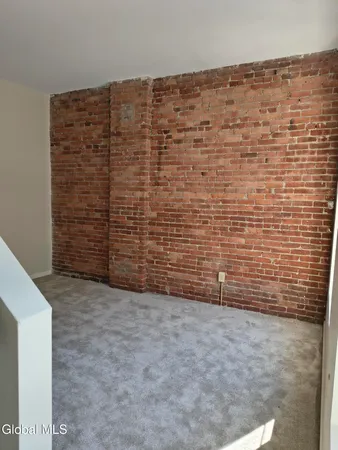 $1,600 | 53-55 Congress Street, Unit 53E, Troy, NY 12180