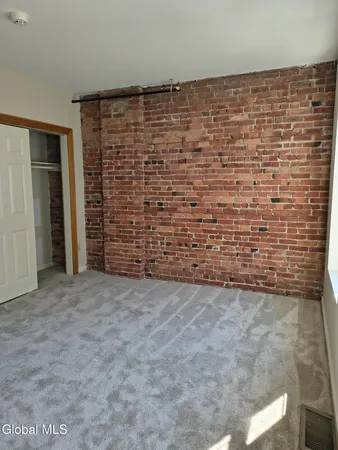 $1,600 | 53-55 Congress Street, Unit 53E, Troy, NY 12180