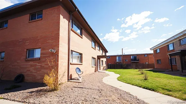 $799,000 | 7110 Stuart Street, Westminster, CO 80030