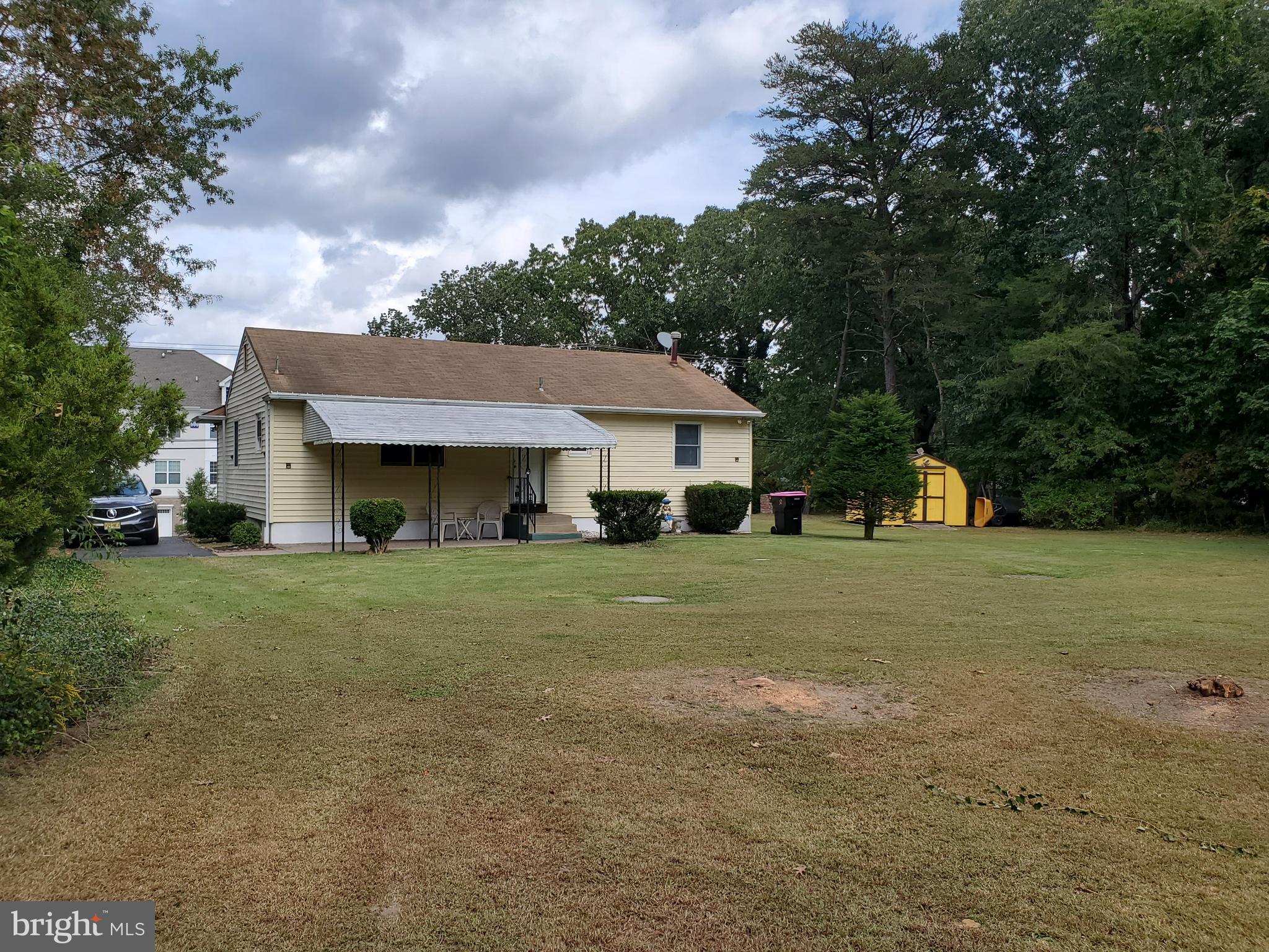 1445 Hickstown Road Sicklerville, NJ 08081 - Photo 8 of 28