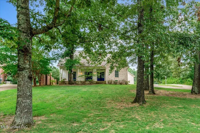 $299,900 | 21 Nelson Drive, Holly Springs, MS 38635