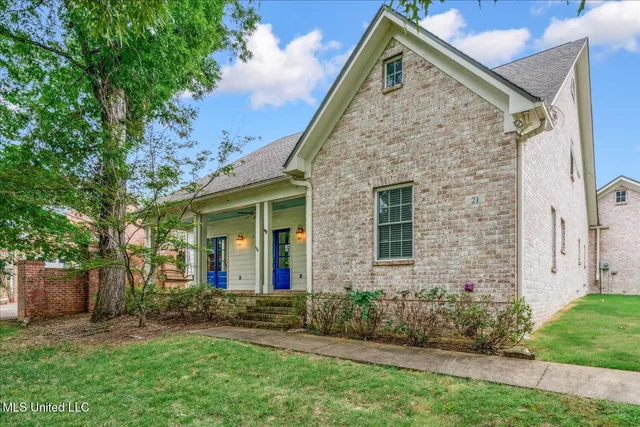 $299,900 | 21 Nelson Drive, Holly Springs, MS 38635