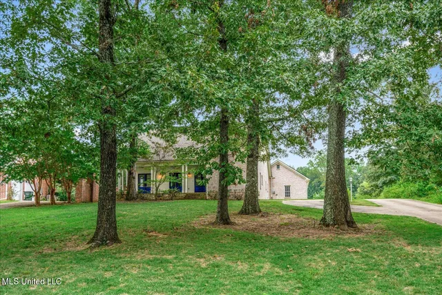 $299,900 | 21 Nelson Drive, Holly Springs, MS 38635