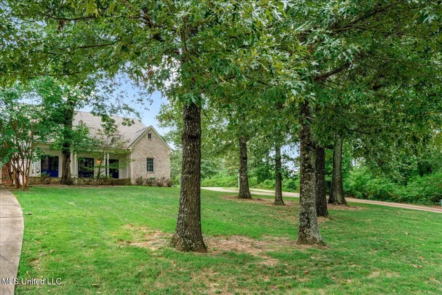 $299,900 | 21 Nelson Drive, Holly Springs, MS 38635