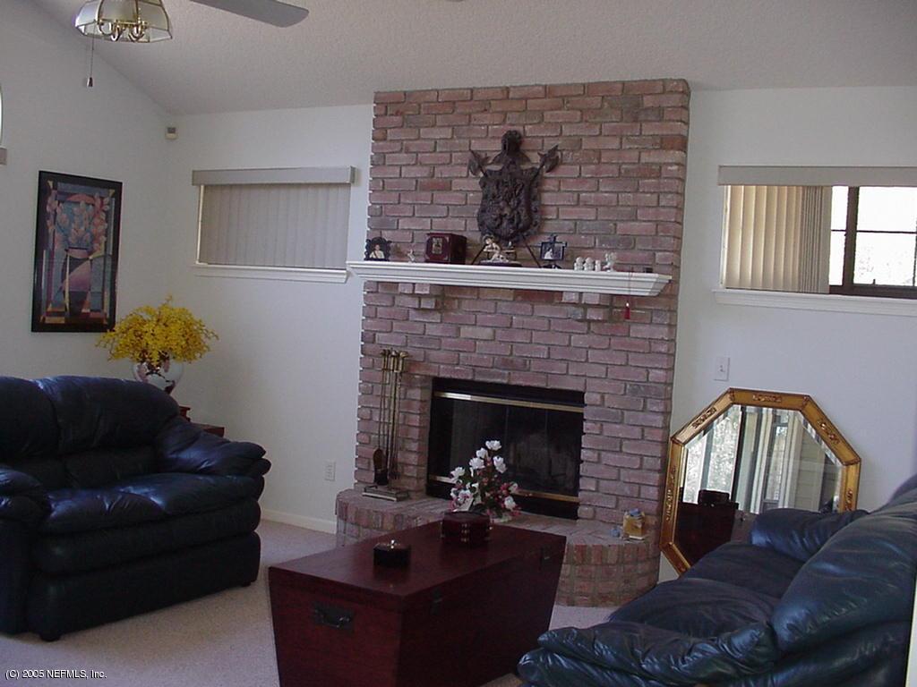 9005 Marlee Road Jacksonville, FL 32222 - Photo 5 of 7 Family Room