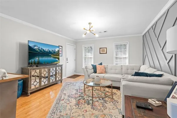 $179,000 | 1101 Collier Road Northwest, Unit T5, Atlanta, GA 30318