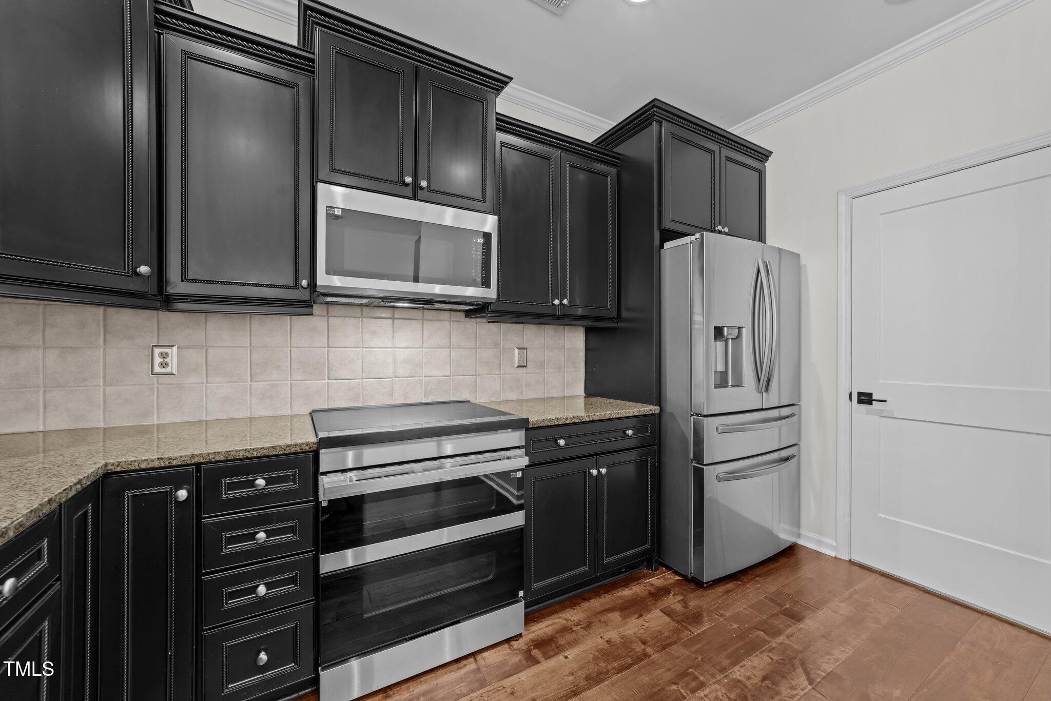 9164 Wooden Road Raleigh, NC 27617 - Photo 5 of 44 12-web-or-mls-3D5A9272