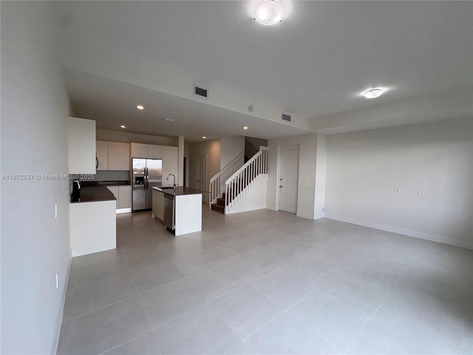 34530 Southwest 190th Avenue, Unit 34530 Homestead, FL 33034 - Photo 5 of 25