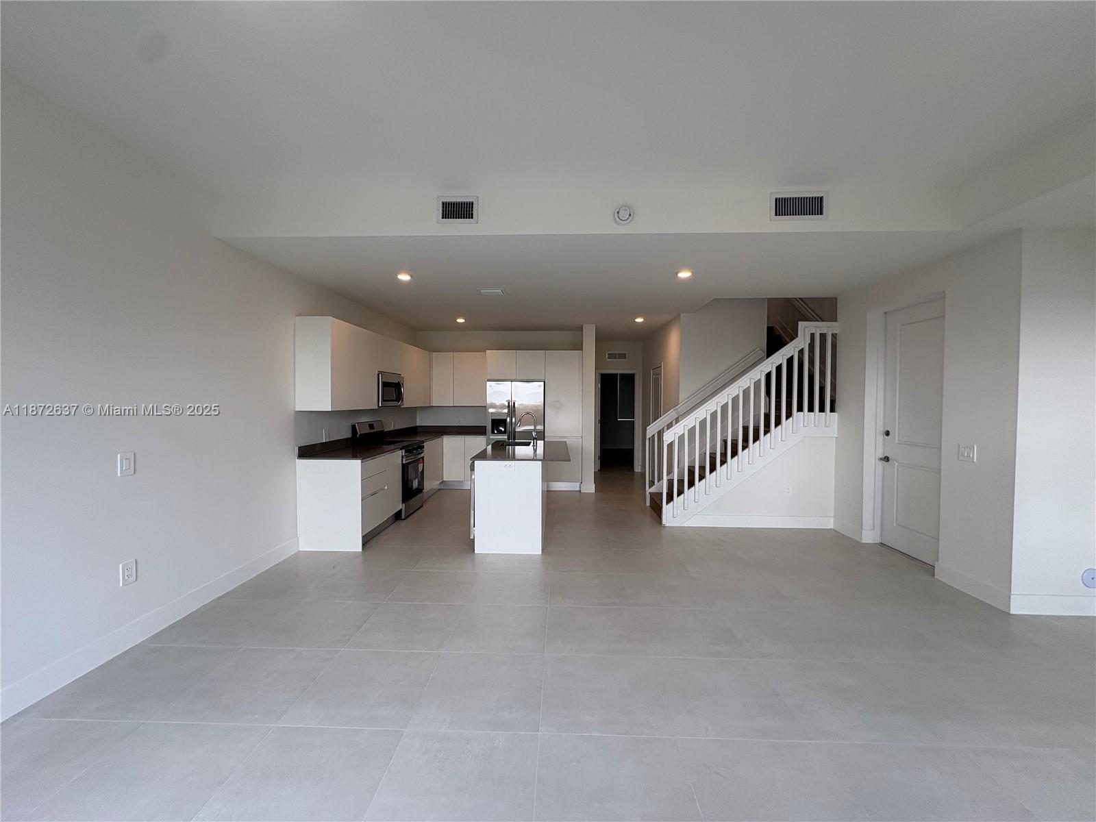 34530 Southwest 190th Avenue, Unit 34530 Homestead, FL 33034 - Photo 6 of 25