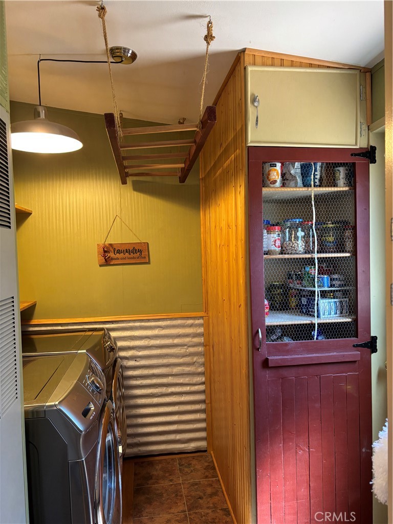 4060 Indian Peak Road Mariposa, CA 95338 - Photo 19 of 60 a view of a door and wooden floor