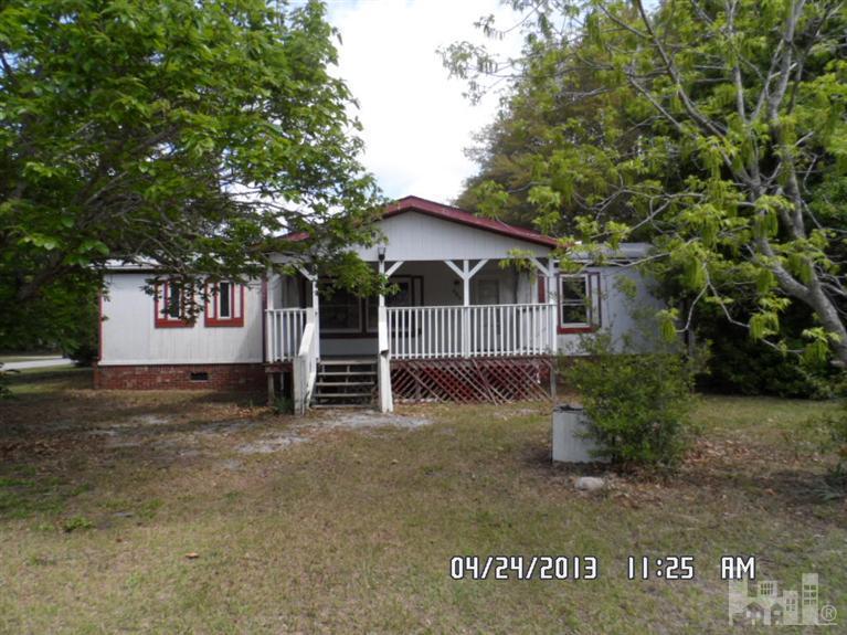 889 Wimberley Road Southport, NC 28461 - Photo 1 of 19 Primary Photo
