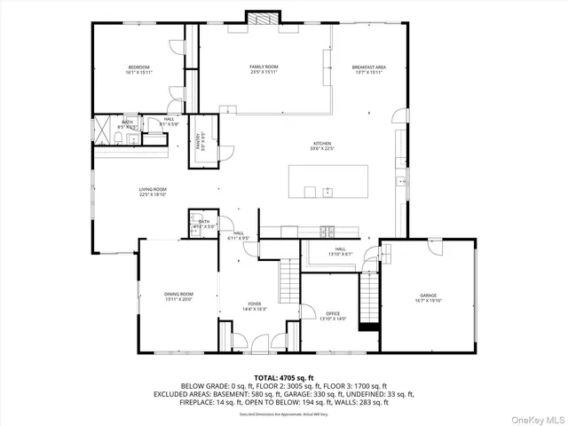 a swimming pool with mountain view